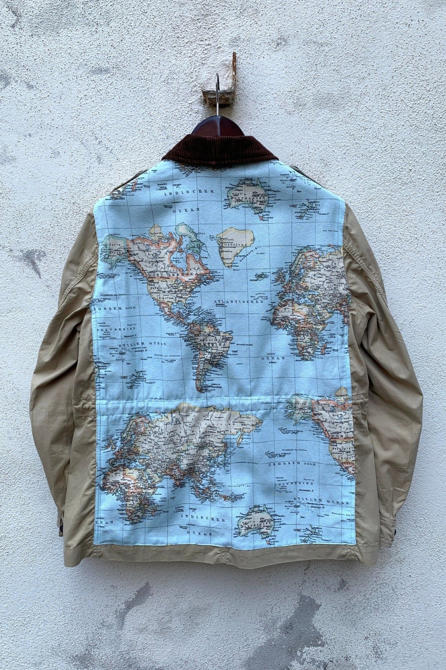 Upcycling Around the World Feldjacke Beige L