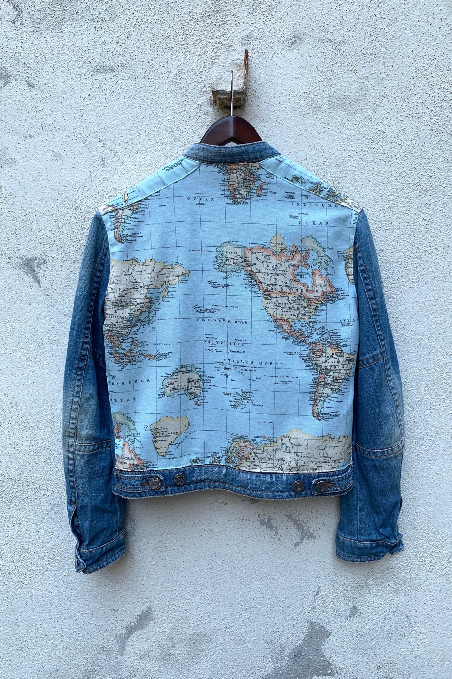 Upcycling Around the World Jeansjacke Blau M