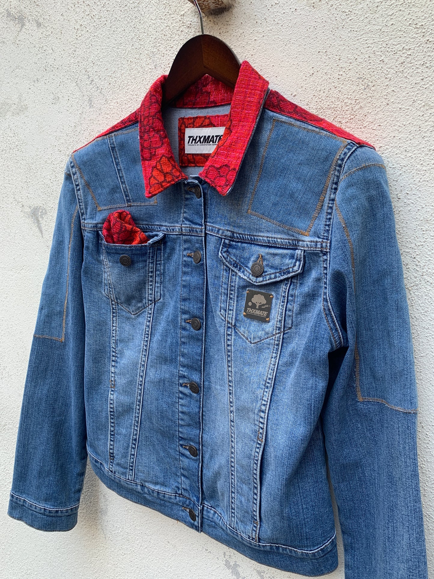 Upcycling Flower-Power Jeansjacke Blau M