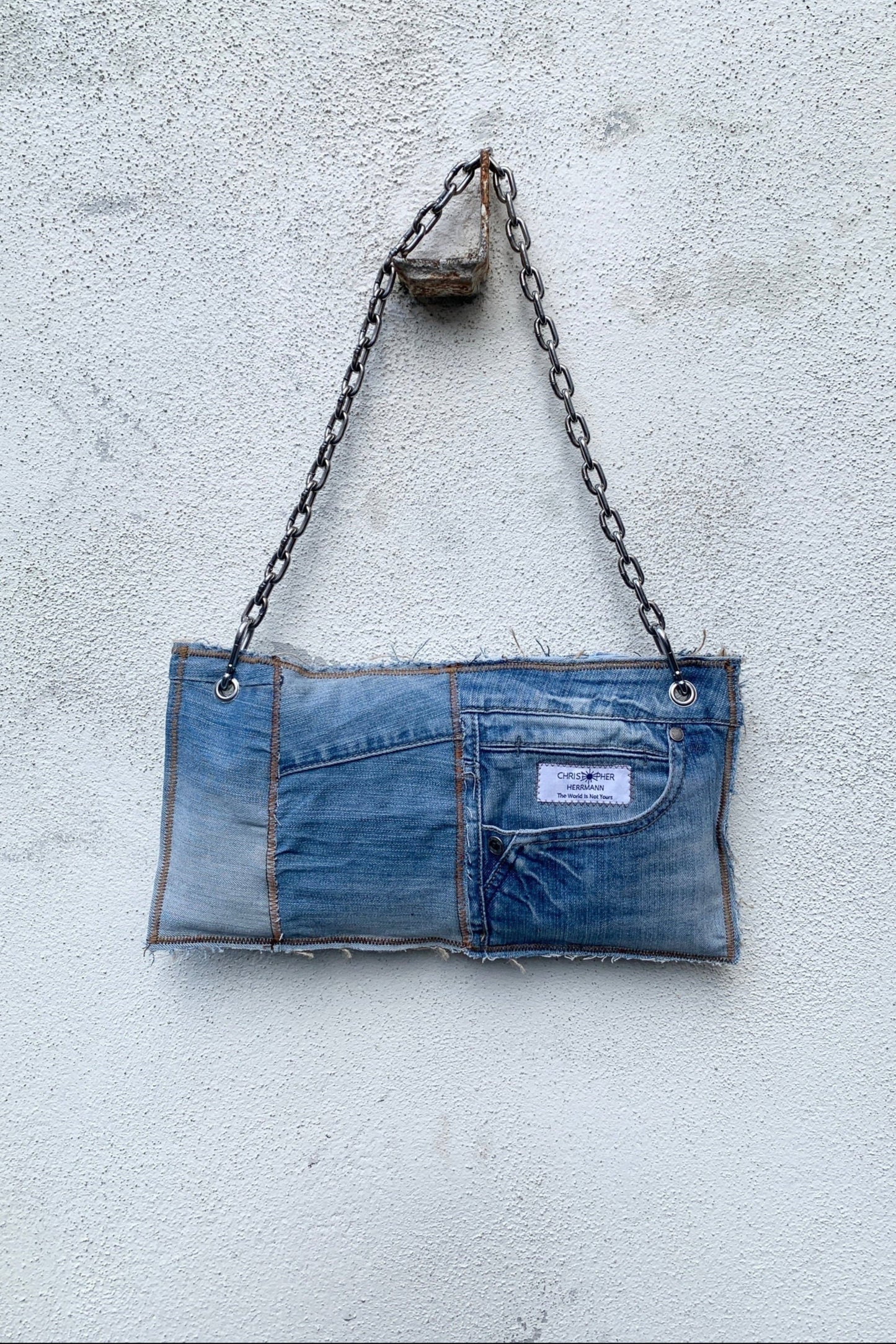 Upcycling Patchwork Jeans Clutch Hellblau