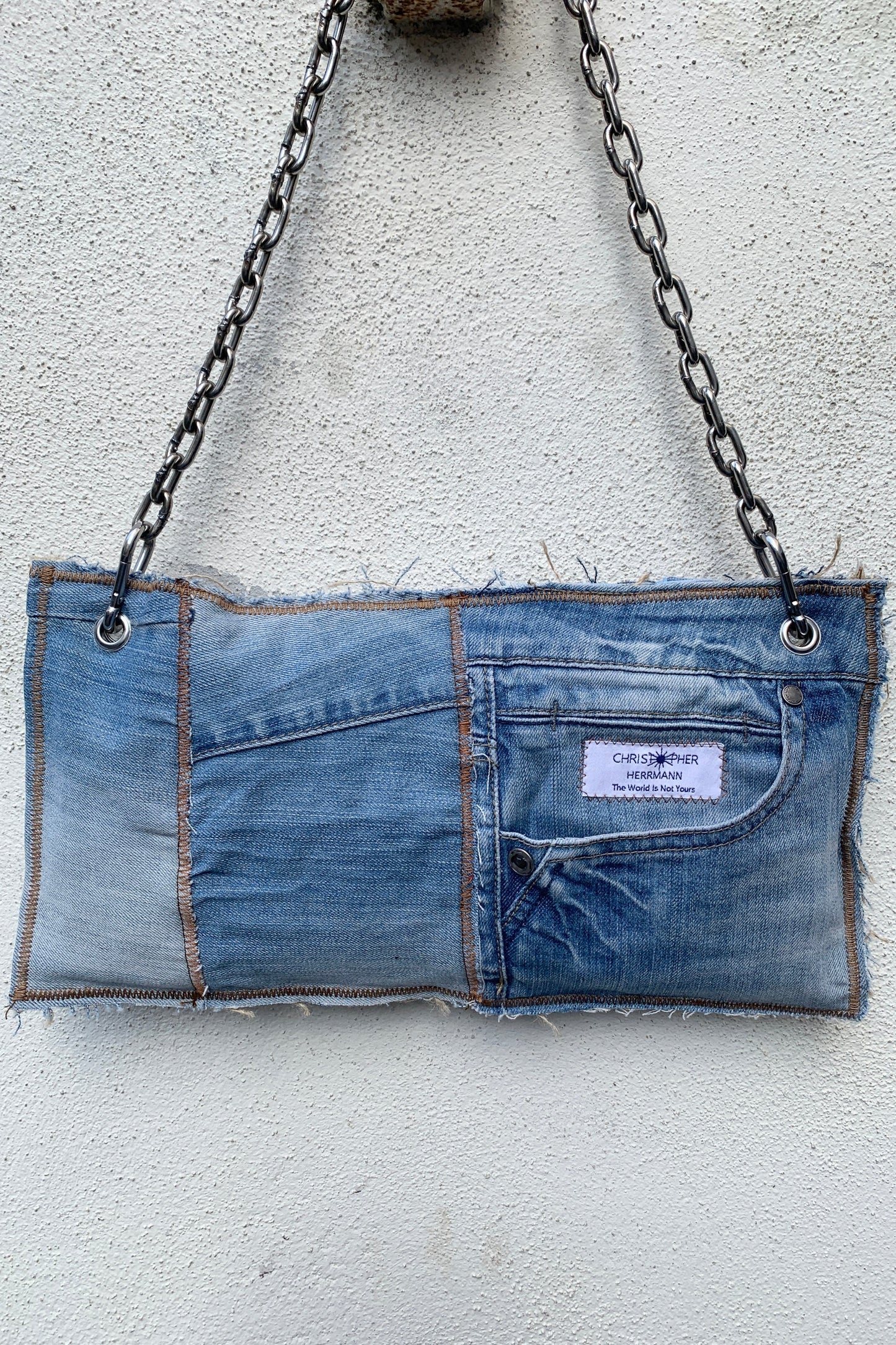 Upcycling Patchwork Jeans Clutch Hellblau