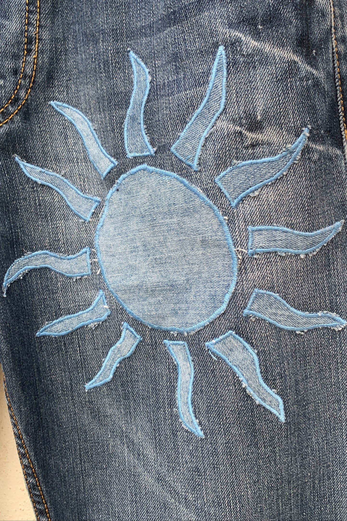 Upcycling Sonne & Mond Dreiviertel Jeans Blau 30